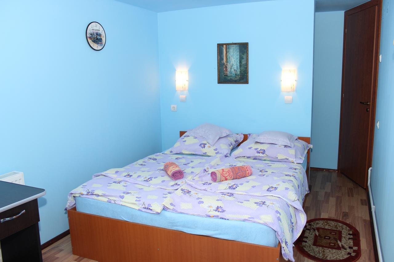 Hotel Csergo Ildiko Vendeghaz Lăzarea Exteriér fotografie