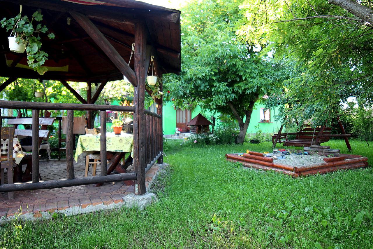 Hotel Csergo Ildiko Vendeghaz Lăzarea Exteriér fotografie