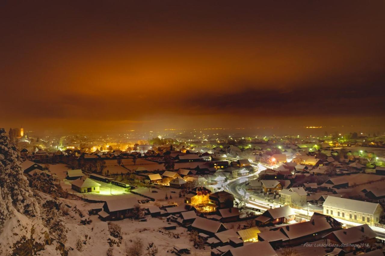 Hotel Csergo Ildiko Vendeghaz Lăzarea Exteriér fotografie